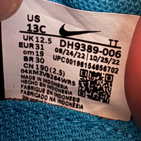 Nike Air Max Motif. Excellent condition. 13c - Picture 2 of 5